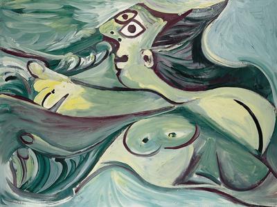 Картина 50x30 см на холсте Пабло Пикассо - Купальщица, сидящая на берегу  моря — купить в интернет-магазине по низкой цене на Яндекс Маркете