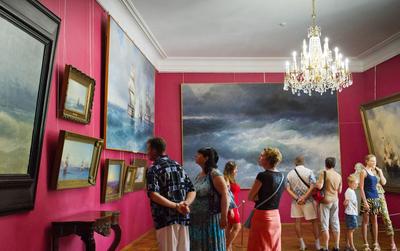 Феодосийская картинная галерея им. И.К. Айвазовского закрыта с 16-го марта  на реконструкцию |