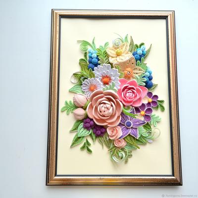 Картина в технике квиллинг, цветочная композиция №235010 - купить в Украине  на Crafta.ua
