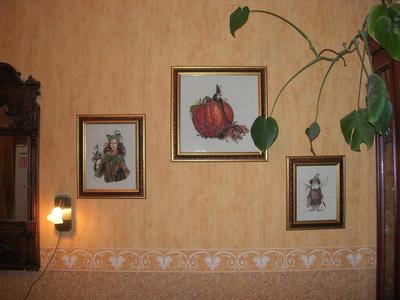 ᐈ Мои картины вышитые лентами в интерьере ᐈ Киев 800 ГРН - OBYAVA.ua™  №20669170